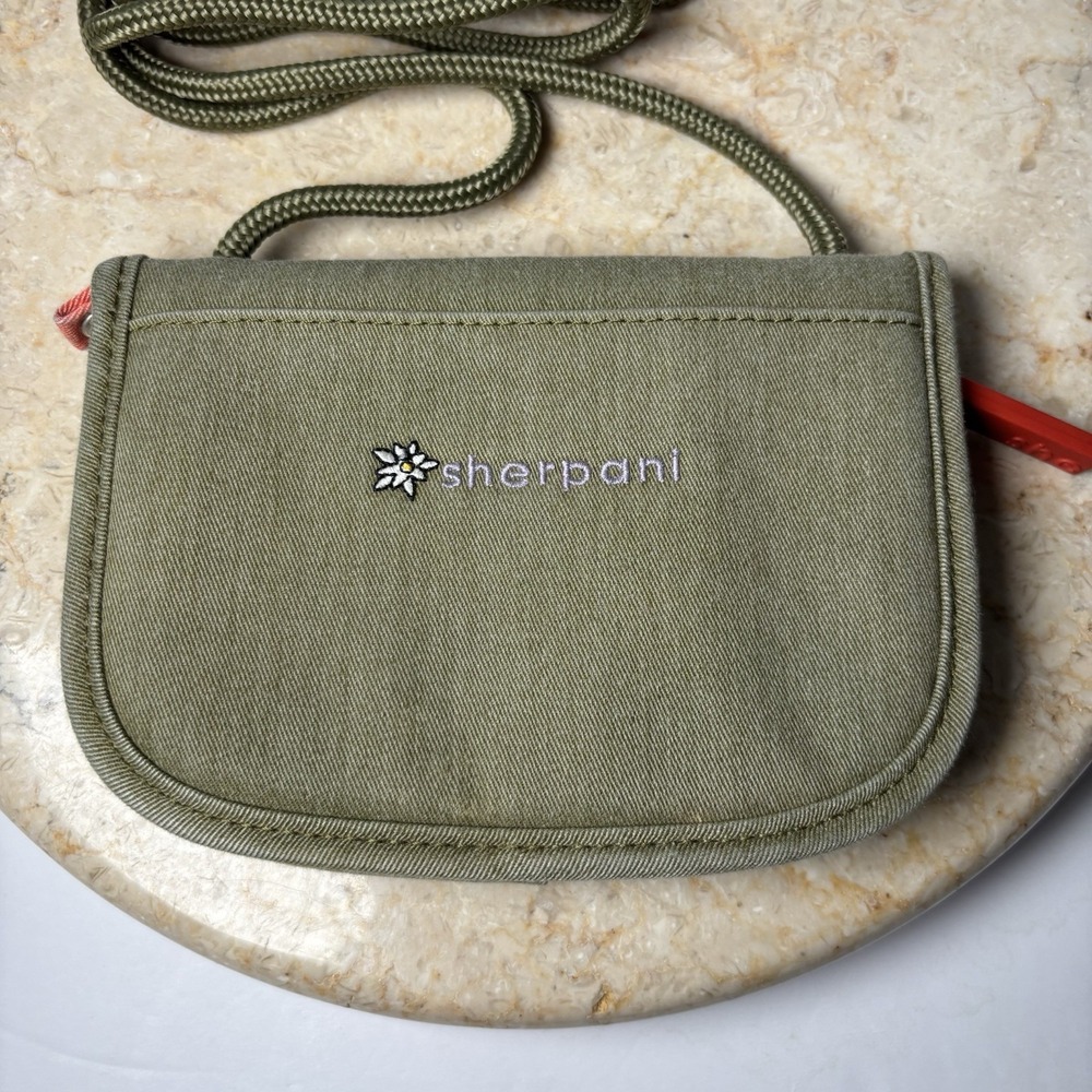 Sherpani ZOE Women's Handbag Purse Green Travel Crossbody Zip Around